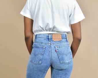 levis size 28