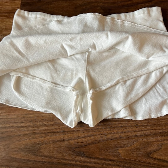 Aero 2000s Micro Mini White Pleated Skirt - image 4