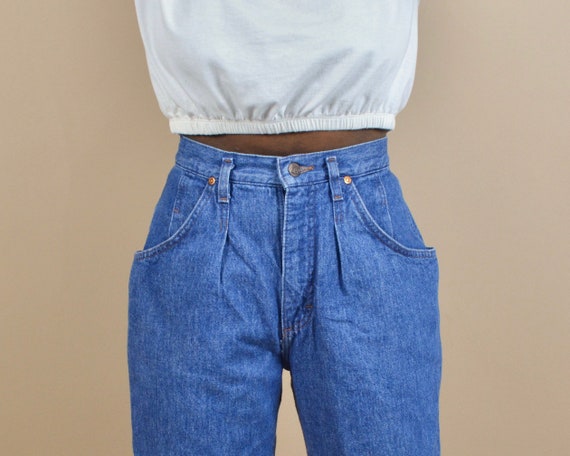 Lee Size 25 High Rise Pleated Vintage Denim Jeans