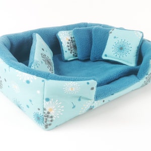 hedgehog bed guinea pig sofa pet fleece bedding with absorbent pee pad and pillows (dandelions/petrol blue)