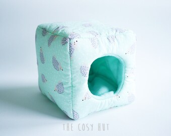 hedgehog house, guinea pig house, hedgehog hidey hut, hedgehog cube, guinea pig cube, small animal bed (hedgehogs on blue/pastel blue)