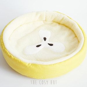 guinea pig bed, hedgehog bed, pet bed, cosy cuddle cup, fleece sofa, banana bed for guinea pigs or hedgehogs