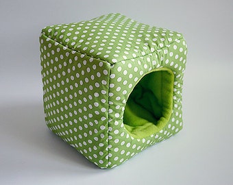 hedgehog house, guinea pig house, hedgehog hidey hut, hedgehog cube, guinea pig cube, small animal bed, pet bed (points on green/lime green)