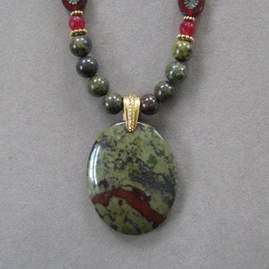 Lovely Oval African Bloodstone Pendant Necklace with Bloodstone Beads