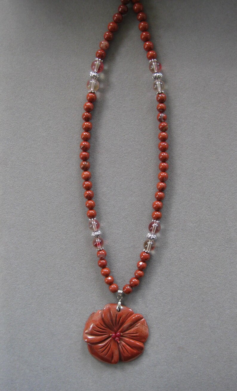 Lovely Hand Carved Red Jasper Flower Pendant Stone Necklace With Jasper