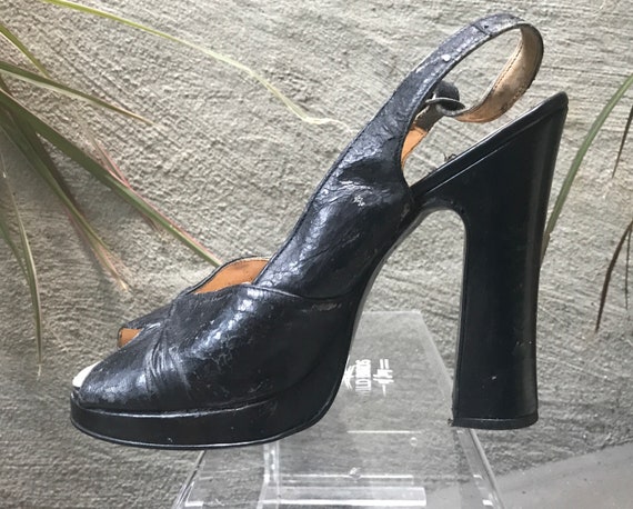 Amazing VTG 70s platform black sling back sky high