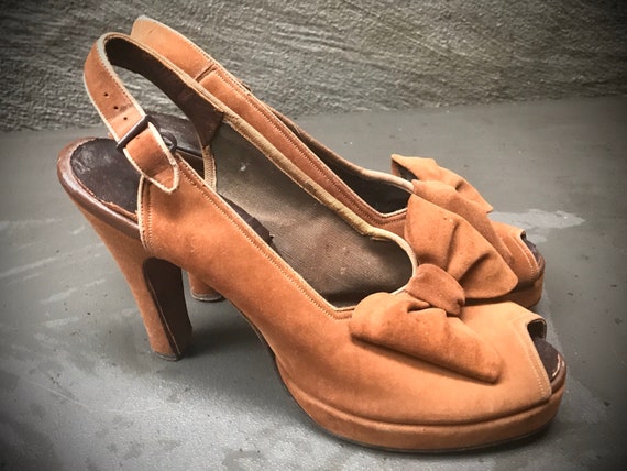 40s VTG platform peep toe high heel brown suede hi