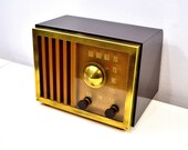 St Regis Gold 1947 RCA Victor Model 75X11 Tube Radio Built Solid Sounds Sweet
