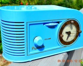 PERIWINKLE Blue Golden Age Art Deco 1948 Plymouth Model 1600 AM Tube Clock Radio Totally Restored