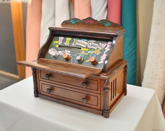 Rare Oddity Wood 1965 Guild Model 6509 &quot;Buttons and Bows&quot; AM FM Vacuum Tube Radio Now I&#39;ve Seen Everything!