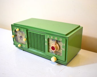 Grasshopper Green 1953 Philco Transitone Model 53-701 AM Vacuum Tube Radio Rare Unique Color Combo Sounds Great!