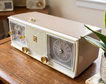 Sandalwood Tan and White 1960 Zenith Model C519L 'The Nocturne' AM Vacuum Tube Radio Looks Great Sounds Marvelous!