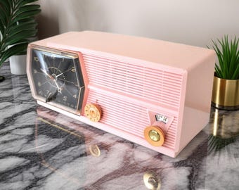 Pink 1957 RCA Victor Vacuum Tube AM Clock Radio - Mid-Century Modern