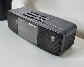 Tech Black 1980s Panasonic Model RC-X220 AM FM Digital Alarm Clock Radio! Excellent Condition! Sounds Great!
