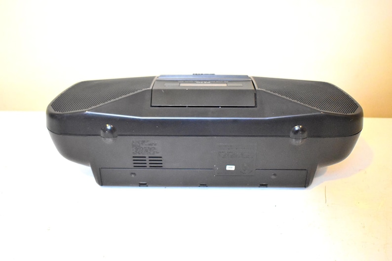 Sony Model CFS-B15 AM FM Cassette Stereo Mini Boombox Radio! Sounds ...