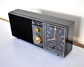Bluetooth Ready To Go - Gloss Black 1962 Emerson Lifetimer I Model 31L02 Vacuum Tube AM Clock Radio Classy Looking! Sounds Fantastic!