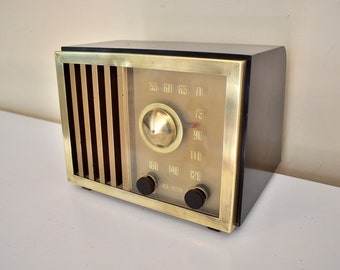 Bluetooth Ready To Go - Regis Gold Bakelite 1947 RCA Victor Model 75X11 AM Vacuum Tube Radio Sounds Great! Excellent Condition!