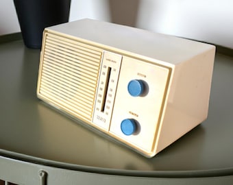 Bluetooth Ready To Go - Snow White RCA Model RZA-1206A AM Solid State Transistor Radio!