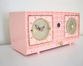 Carnation Pink 1956 RCA Victor Model 6-C-8F Vacuum Tube AM Clock Radio Rare Model and Color Sounds Beautiful