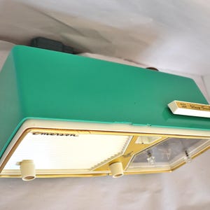 Emerald Green 1956 Emerson Model 883 Vacuum Tube AM Radio Beauty! Rare Color and Model! image 9