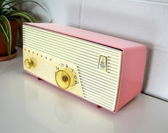 Flamingo Pink 1956 Emerson Model 927B Vacuum Tube Radio Sounds Great Excellent Condition!