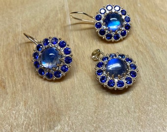 Moon stone sapphire and diamonds earrings and pendent available as set and as solo