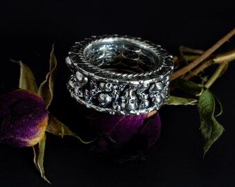 Valley of the shadow 925 sterling silver eternity skulls band ring natural antique patina finish