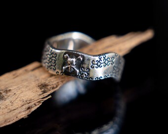 The alchemist band 925 sterling silver and natural antique patina