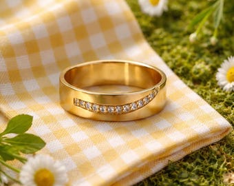 Band 18K with 0.13ct FVS1 diamond from our new collection