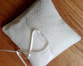 Wedding lace ring pillow, Wedding  ring Cushion, Lace ivoy ring pillow, ivory lace pearls ring bearer