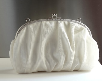 Bridal clutch ivory  bag,Ivory bride clutch purse  ,Bride ivory bag, Wedding purse bride,pearl handle,Monogramed bride bag