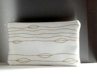 Bridal ivory  clutch bag ,Ivory bride clutch  ,gold embroidery  bride clutch purse,wedding  ivory clutch