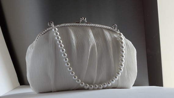Bridal clutch ivory bag,Ivory bride clutch purse ,Bride ivory bag, Wedding purse bride,pearl handle,Monogramed bride bag