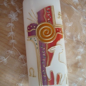 Beautiful table candle in rainbow colours with lamb image 3