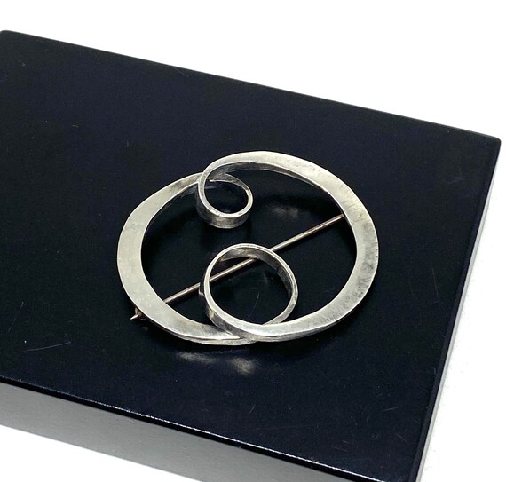 Rare ART SMITH Spiral Brooch - Sterling Silver - A