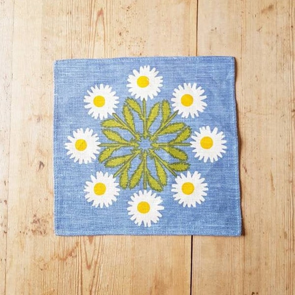 Printed floral tablecloth  in linen from Sweden