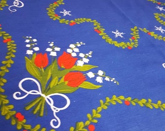 Cute blue retro floral printed tablecloth in cotton from Sweden