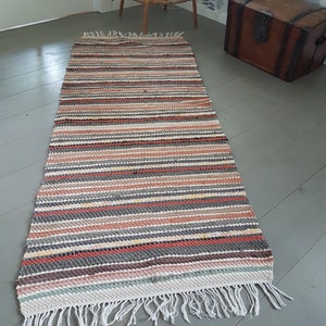 Lovely Swedish handwoven rag rug / carpet / teppich in very good condition