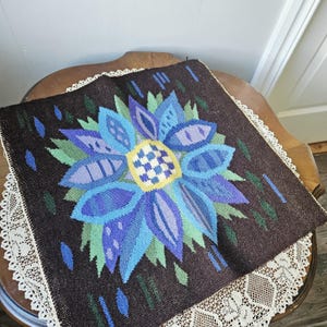 Wall tapestry / wall hanging / wall decor large / 15 1/2&quot; x 16&quot; / floral woven / handmade / flemish  /