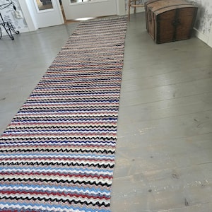 Lovely Swedish woven  rag rug / carpet / teppich / Hallway carpet / Rural rag rug / floorcovering / stair runner