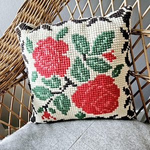 Red roses floral pillow/cushion big cross stitch embroidered vintage   from Sweden
