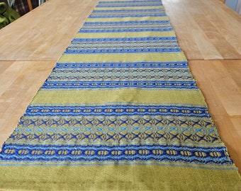 Beautiful retro olivegreen/ blue long handwoven  tablerunner / tablecloth  from Sweden