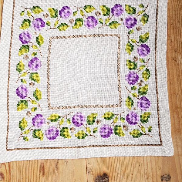 Lovely  little "cross stitch berry  embroidered  tablecloth in linen from Sweden