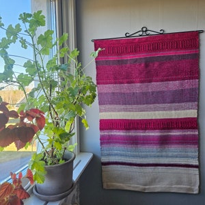 Handwoven wool / 38 1/2&quot; x 23 1/2&quot; / wall tapestry / wall hanging / wool decor from Sweden