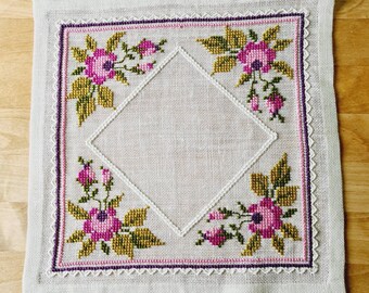 From Sweden＊Vintage linen Cloth・* Amazon.com: Euro Linen Vintage Design Tablecloth - 68