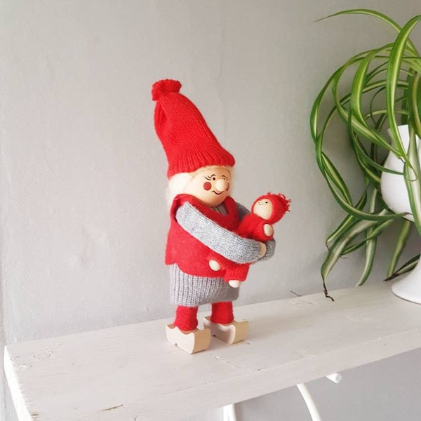 Christmas handmade / Santa Claus / figurine / little brownie / gnome / Christmas decor / 6 1/2" x 4 1/2" / from Sweden