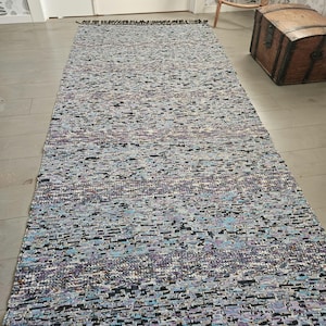 Lindo tapete sueco azul feito à mão / carpete / teppich.