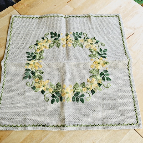 Beautiful 21 1/2 x 21 1/2" / summer floral cross stitch / embroidered tablercloth in sturdy offwhite linen from Sweden