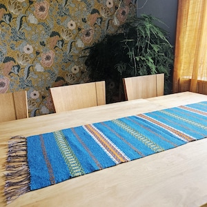 Handwoven wool tablerunner / tablecloth  in mint condition  from Sweden