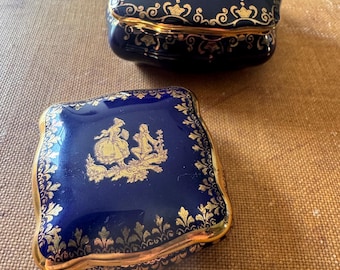 Vintage Porcelain Cobalt Blue/Gold Gilt Courting Scene  Ring/Trinket box Limoges France